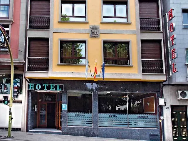 호텔 Herbina